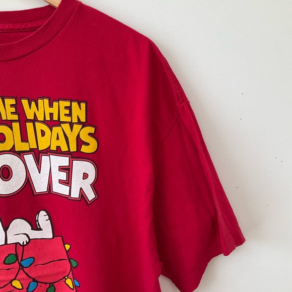 Peanuts T shirt Mens XL Red Short Sleeves Round Neck Graphic Christmas T… - Picture 4 of 5